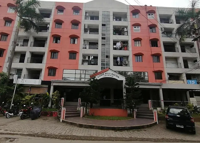 Apartment Azur E507 Near Airport, Netflix, Stylish, Cozy With Swimming Pool Lapu-Lapu City
